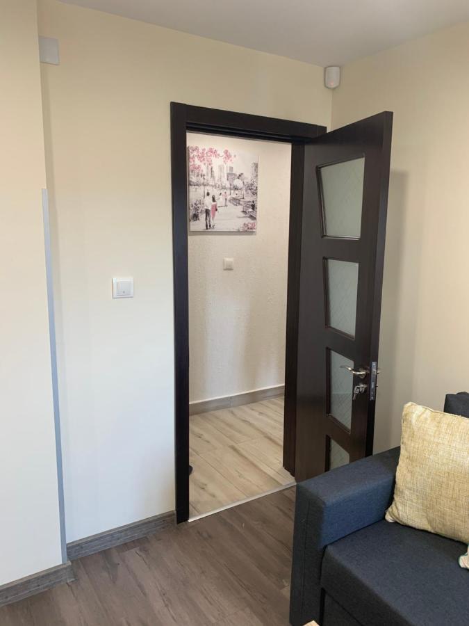 Apartment Zdravets 2, In The Heart Of The Old City Veliko Turnovo Bagian luar foto